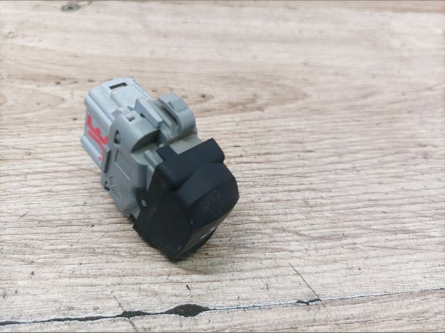 bontott RENAULT MEGANE II Jobb első Ablakemelő Kapcsoló