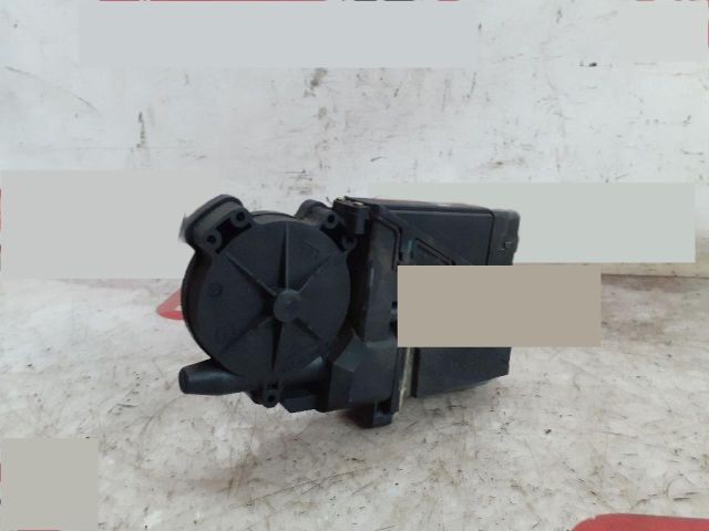 bontott RENAULT MEGANE II Jobb első Ablakemelő Motor