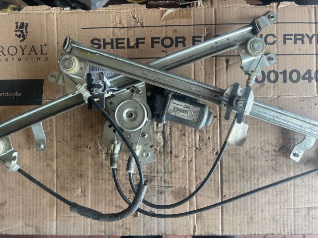 bontott RENAULT MEGANE II Jobb első Ablakemelő Szerkezet (Elektromos)