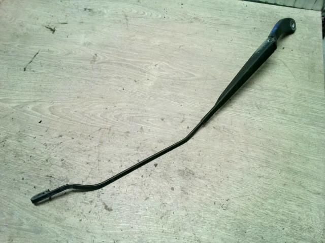 bontott RENAULT MEGANE II Jobb első Ablaktörlő Kar