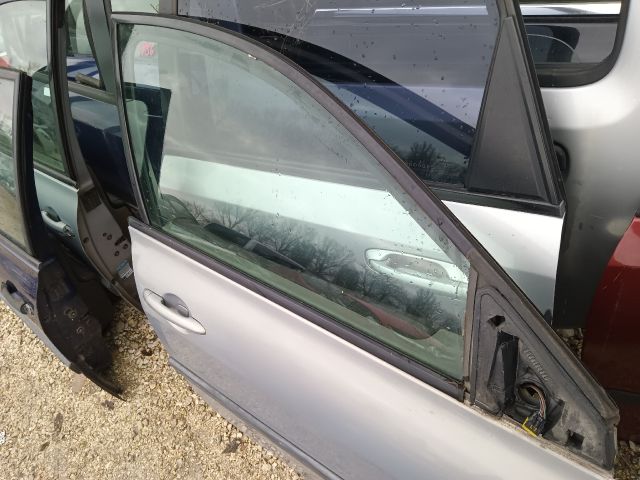 bontott RENAULT MEGANE II Jobb első Ajtó (Részeivel)