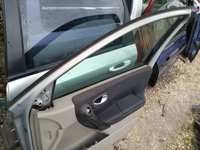 bontott RENAULT MEGANE II Jobb első Ajtó (Részeivel)