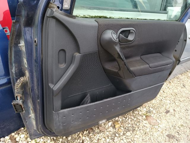 bontott RENAULT MEGANE II Jobb első Ajtó (Részeivel)