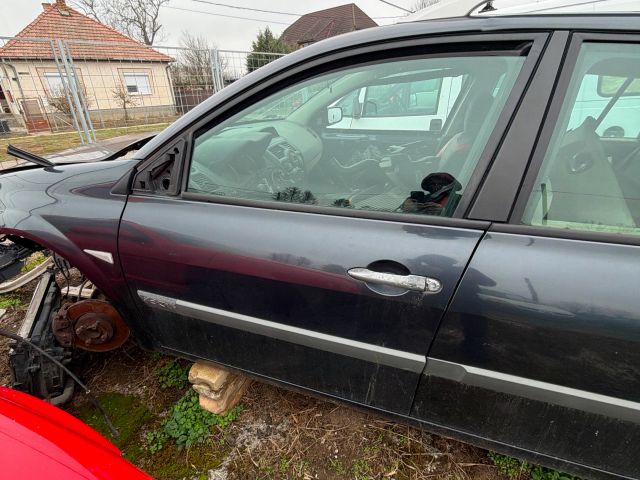 bontott RENAULT MEGANE II Jobb első Ajtó (Részeivel)