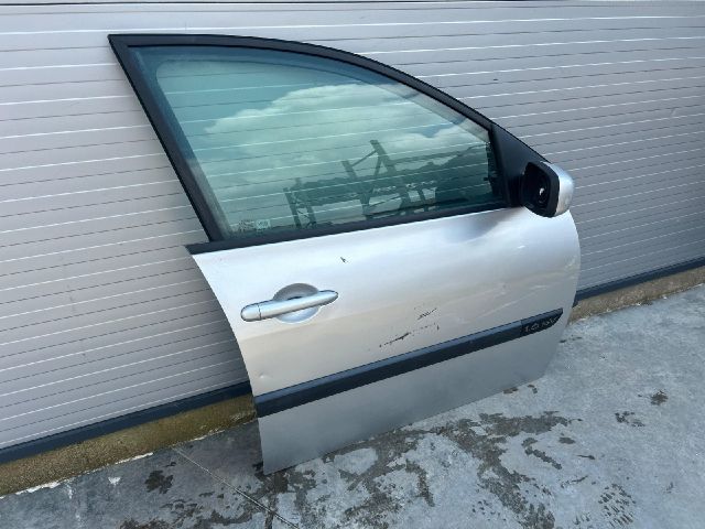 bontott RENAULT MEGANE II Jobb első Ajtó (Üres lemez)
