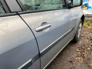 bontott RENAULT MEGANE II Jobb első Ajtó (Üres lemez)