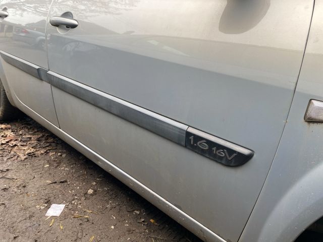 bontott RENAULT MEGANE II Jobb első Ajtó (Üres lemez)