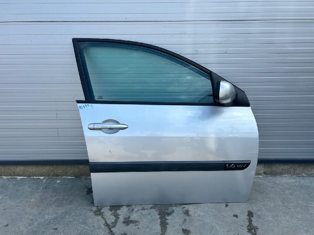 bontott RENAULT MEGANE II Jobb első Ajtó (Üres lemez)