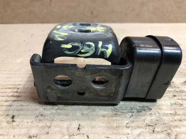 bontott RENAULT MEGANE II Jobb első Ajtóhatároló