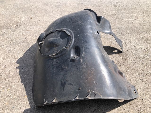 bontott RENAULT MEGANE II Jobb első Első Dobbetét (Kerékjárati, Műanyag)