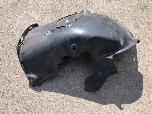 bontott RENAULT MEGANE II Jobb első Első Dobbetét (Kerékjárati, Műanyag)