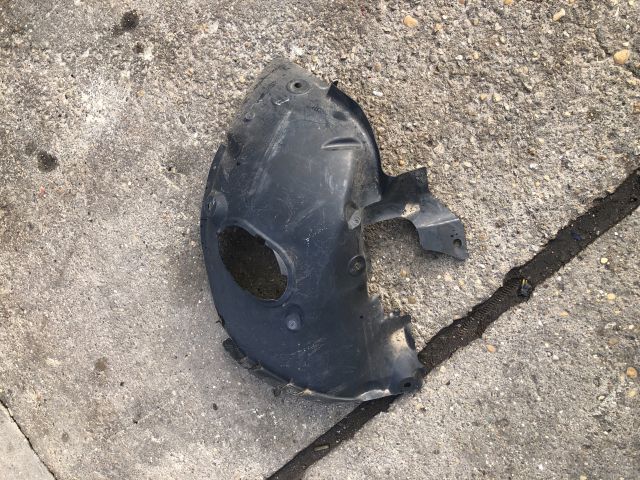 bontott RENAULT MEGANE II Jobb első Első Dobbetét (Kerékjárati, Műanyag)