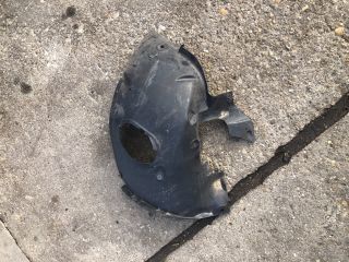 bontott RENAULT MEGANE II Jobb első Első Dobbetét (Kerékjárati, Műanyag)