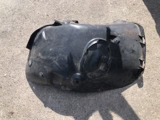 bontott RENAULT MEGANE II Jobb első Első Dobbetét (Kerékjárati, Műanyag)