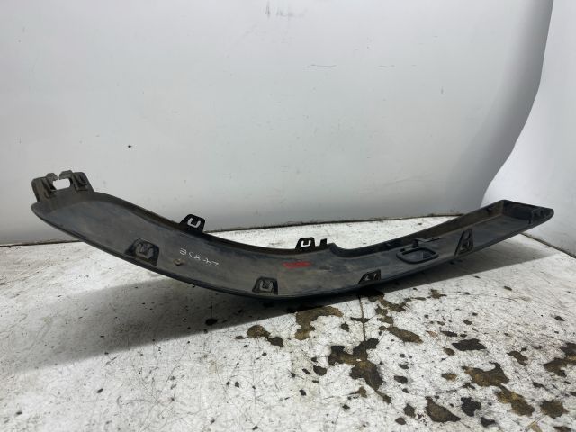 bontott RENAULT MEGANE II Jobb első Lökhárító Díszléc