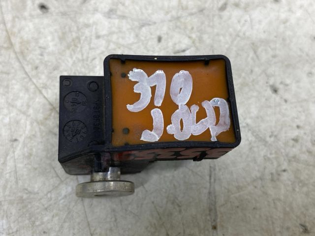 bontott RENAULT MEGANE II Jobb első Oldal Ütközés Érzékelő