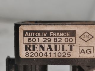 bontott RENAULT MEGANE II Jobb első Oldal Ütközés Érzékelő