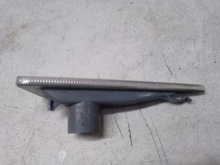 bontott RENAULT MEGANE II Jobb első Sárvédő Irányjelző