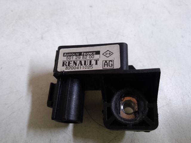 bontott RENAULT MEGANE II Jobb első Ütközés Érzékelő (Homlokfalon)