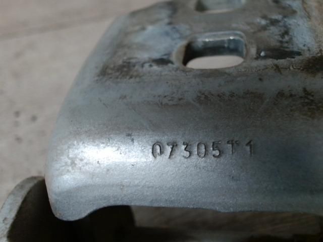 bontott RENAULT MEGANE II Jobb első Zsanér