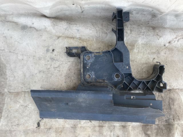 bontott RENAULT MEGANE II Jobb Fényszóró Tartó