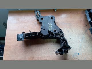 bontott RENAULT MEGANE II Jobb Fényszóró Tartó