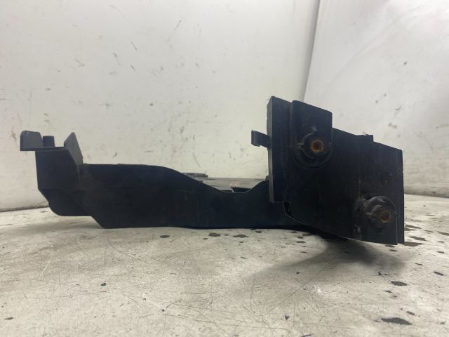 bontott RENAULT MEGANE II Jobb Fényszóró Tartó