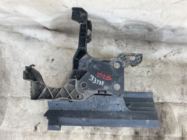 bontott RENAULT MEGANE II Jobb Fényszóró Tartó