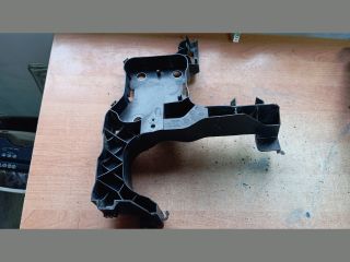 bontott RENAULT MEGANE II Jobb Fényszóró Tartó