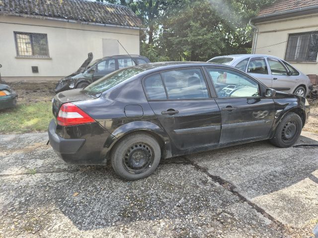 bontott RENAULT MEGANE II Jobb Fényszóró