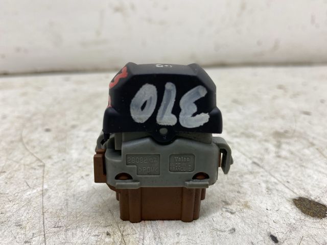 bontott RENAULT MEGANE II Jobb hátsó Ablakemelő Kapcsoló