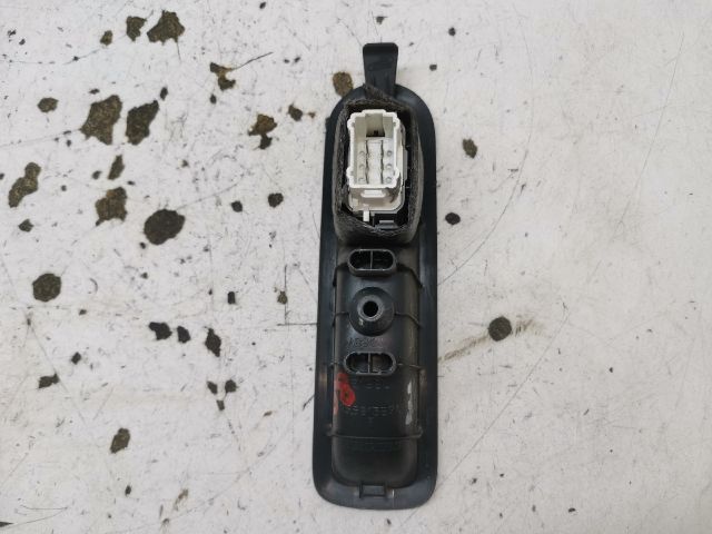 bontott RENAULT MEGANE II Jobb hátsó Ablakemelő Kapcsoló