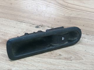 bontott RENAULT MEGANE II Jobb hátsó Ablakemelő Kapcsoló