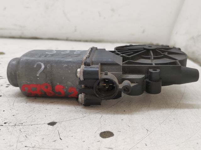 bontott RENAULT MEGANE II Jobb hátsó Ablakemelő Motor