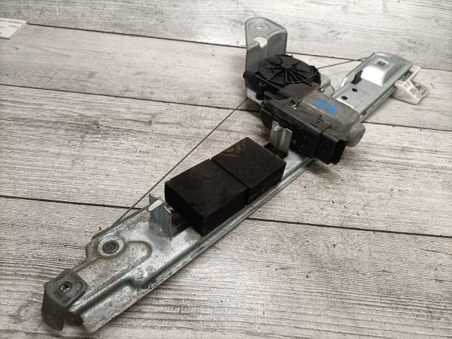 bontott RENAULT MEGANE II Jobb hátsó Ablakemelő Szerkezet (Elektromos)