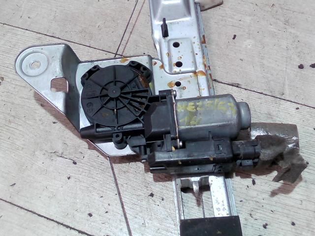 bontott RENAULT MEGANE II Jobb hátsó Ablakemelő Szerkezet (Elektromos)