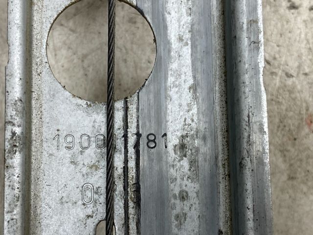 bontott RENAULT MEGANE II Jobb hátsó Ablakemelő Szerkezet (Elektromos)