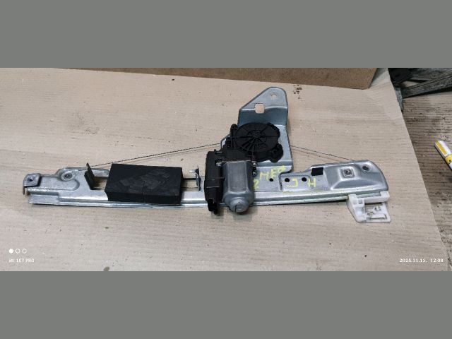 bontott RENAULT MEGANE II Jobb hátsó Ablakemelő Szerkezet (Elektromos)