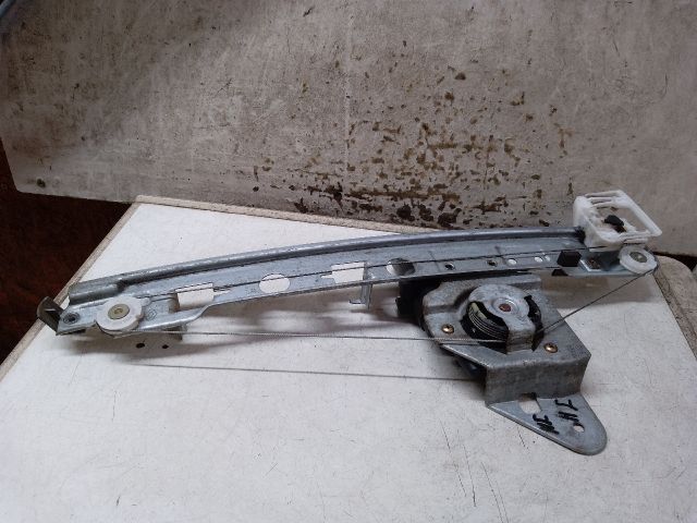 bontott RENAULT MEGANE II Jobb hátsó Ablakemelő Szerkezet (Elektromos)