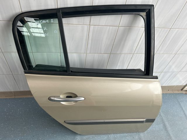 bontott RENAULT MEGANE II Jobb hátsó Ajtó (Részeivel)