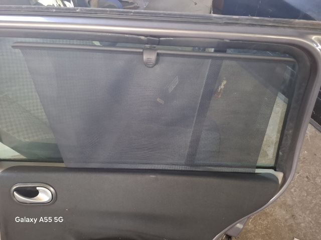 bontott RENAULT MEGANE II Jobb hátsó Ajtó (Részeivel)