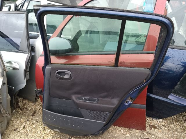 bontott RENAULT MEGANE II Jobb hátsó Ajtó (Részeivel)