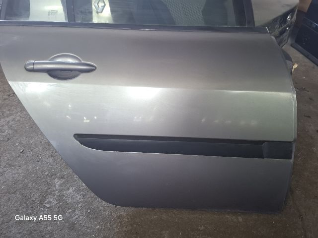 bontott RENAULT MEGANE II Jobb hátsó Ajtó (Részeivel)