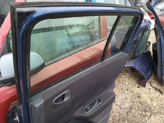 bontott RENAULT MEGANE II Jobb hátsó Ajtó (Részeivel)