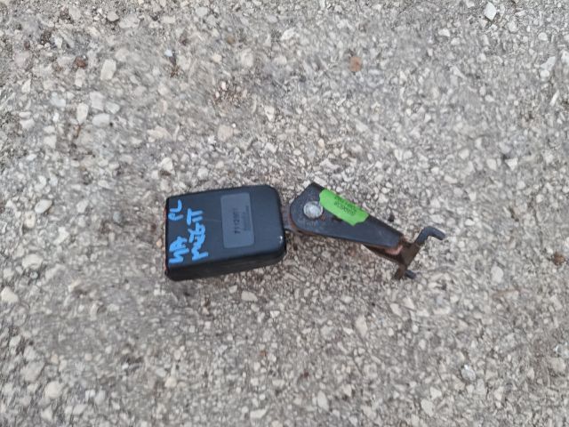 bontott RENAULT MEGANE II Jobb hátsó Biztonsági Öv Csat