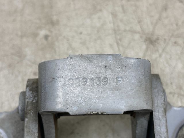 bontott RENAULT MEGANE II Jobb hátsó Felső Zsanér