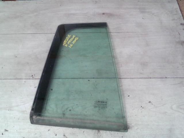 bontott RENAULT MEGANE II Jobb hátsó Fixüveg (Ajtóban)