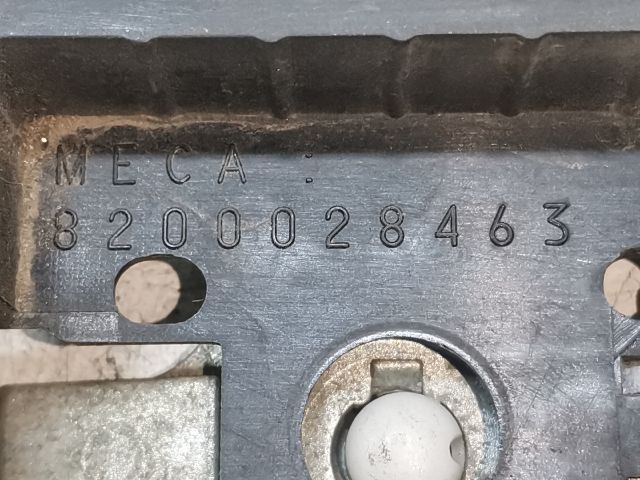 bontott RENAULT MEGANE II Jobb hátsó Külső Kilincsfészek