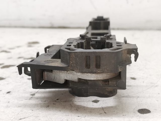 bontott RENAULT MEGANE II Jobb hátsó Külső Kilincsfészek