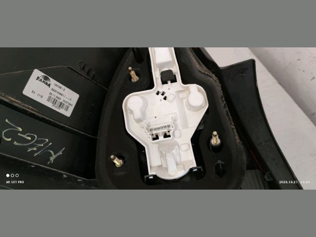 bontott RENAULT MEGANE II Jobb Hátsó Lámpa